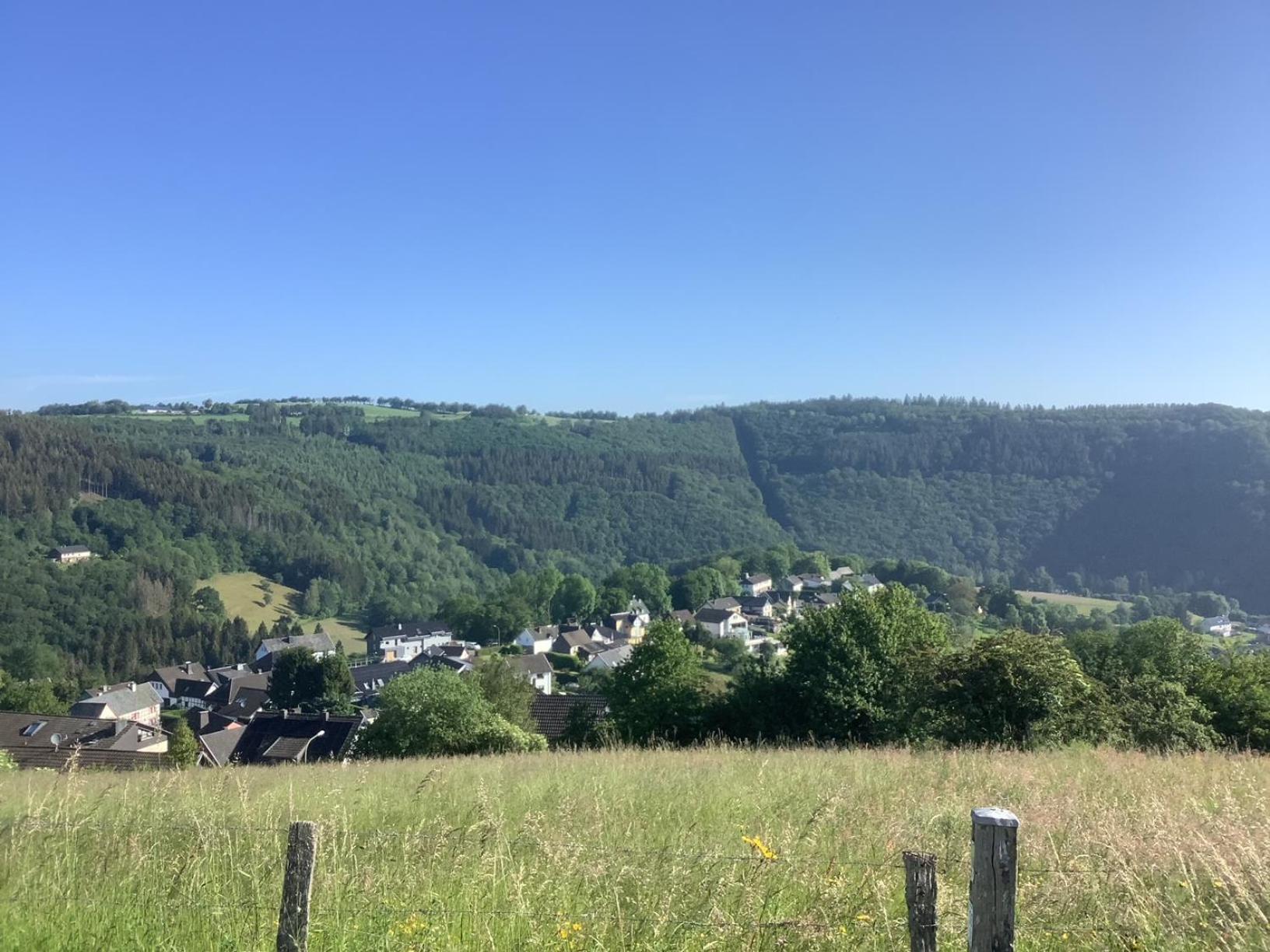 Berg Blick Eifler Bauernhaus Modern Restauriert Simmerath Exteriér fotografie